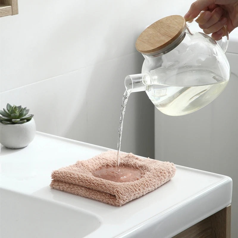 Chiffon-en-microfibre-absorbant-eau-huile-graisse