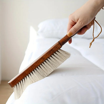 balayette de lit profondeur poils denses et épais