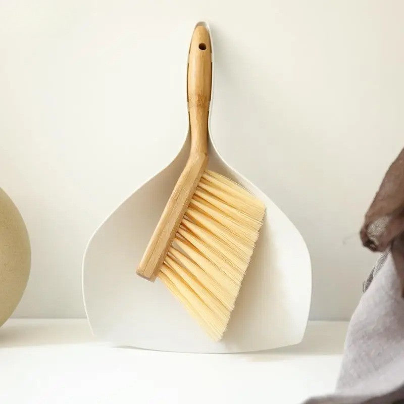 pelle et balayette murale rangement facile blanc